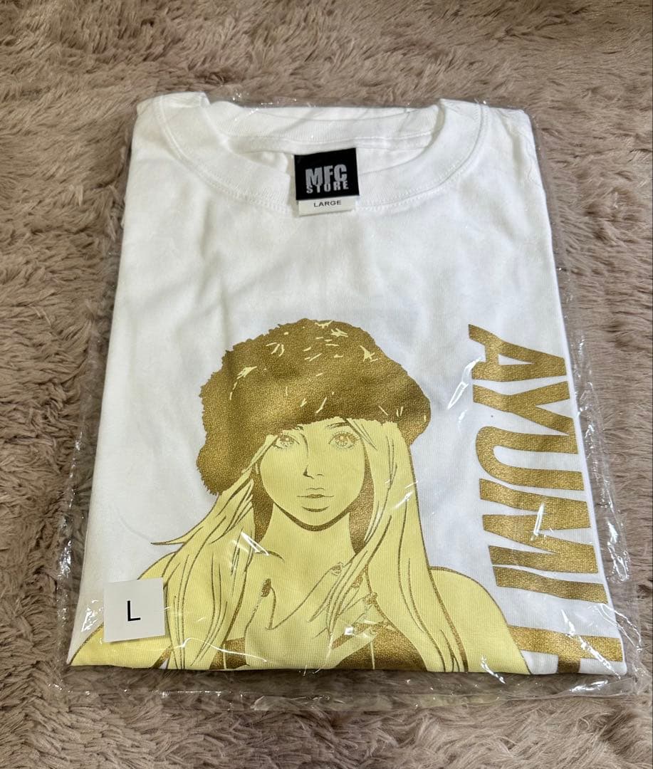 【新品未使用】浜崎あゆみMFCコラボTシャツ北京限定（黒白）ペンライト付き