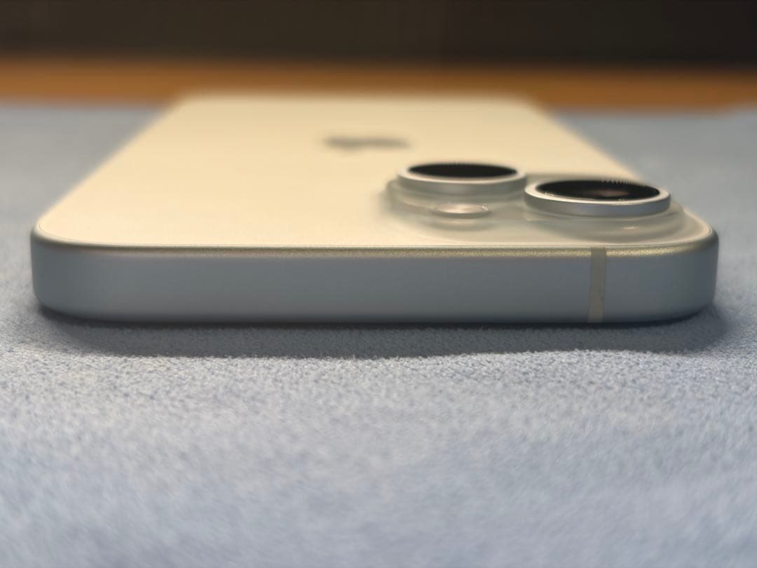 I*K様 iPhone 15 128GB ブルー