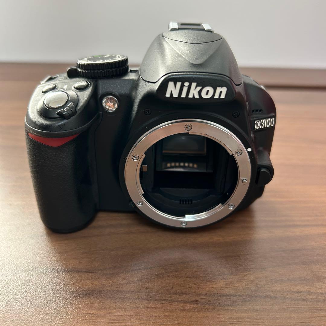 Nikon D3100 一眼レフ 18-55mm レンズ バッテリー SD