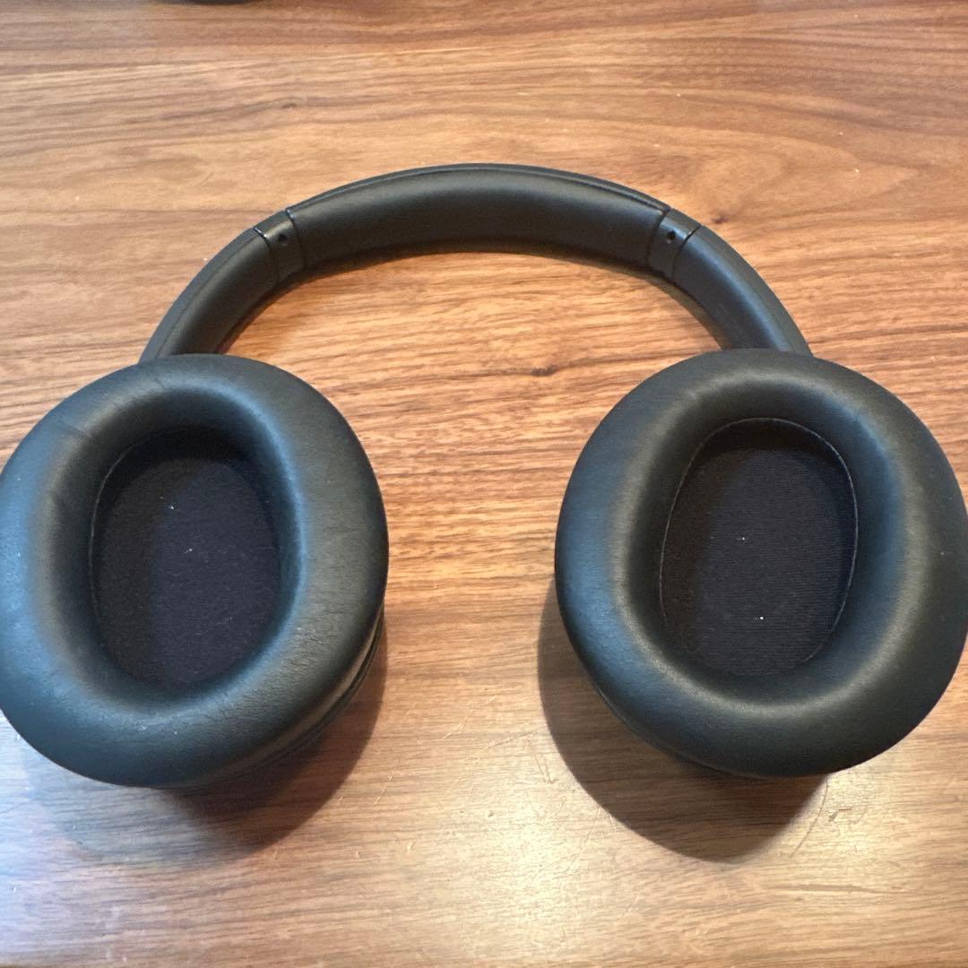 ブラック ワイヤレスヘッドホン　SONY WH-CH720N