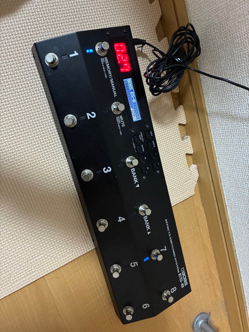 BOSS ES-8 エフェクト・スイッチング・システム