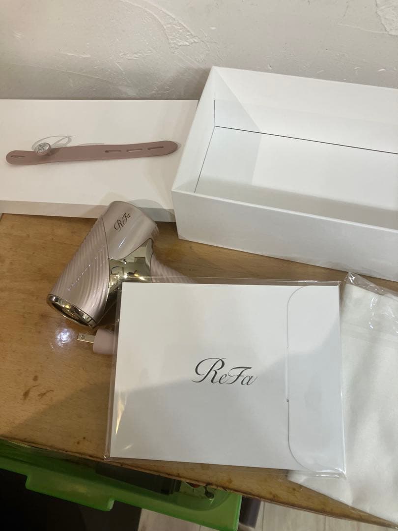 リファ　ＳＥ　シャンパンゴールド