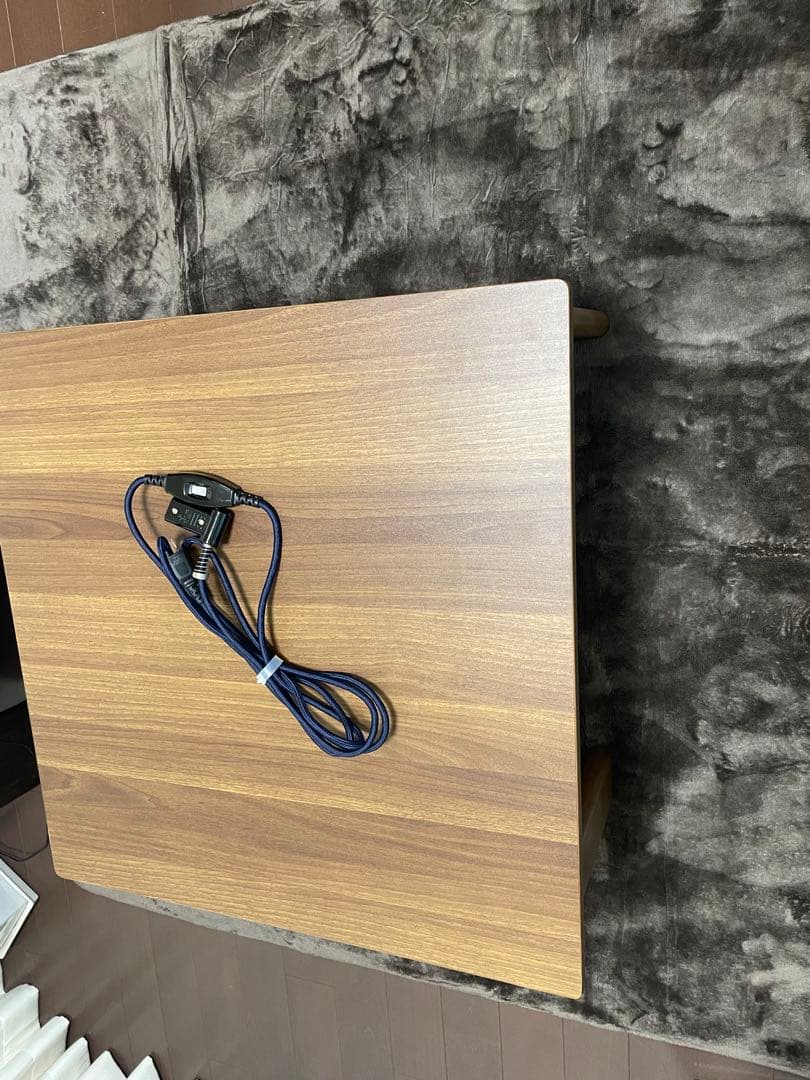 木製ブラウンこたつ 電源コード付き　掛け布団　敷きマット付き