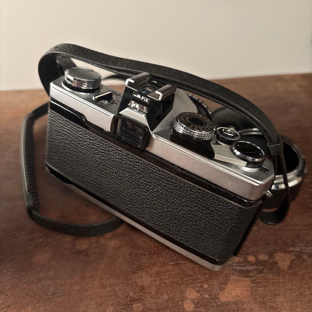 【極美品・希少革ケース付】Olympus om-1