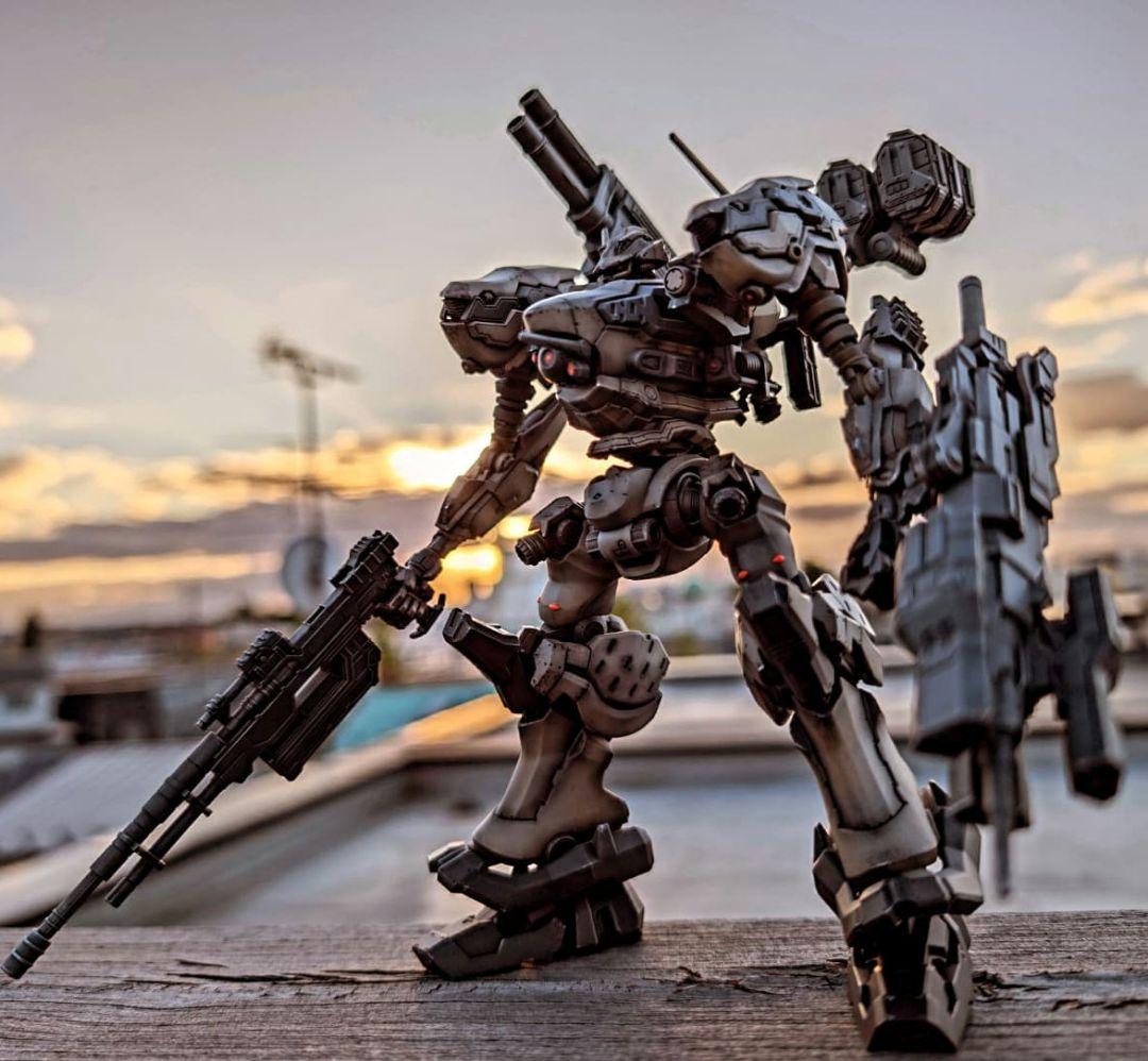 30MM アーマード・コア6 ナイトフォール　完成品　成形色ウェザリング仕上げ