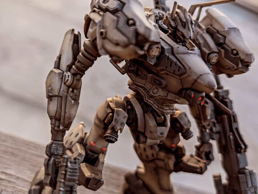 30MM アーマード・コア6 ナイトフォール　完成品　成形色ウェザリング仕上げ