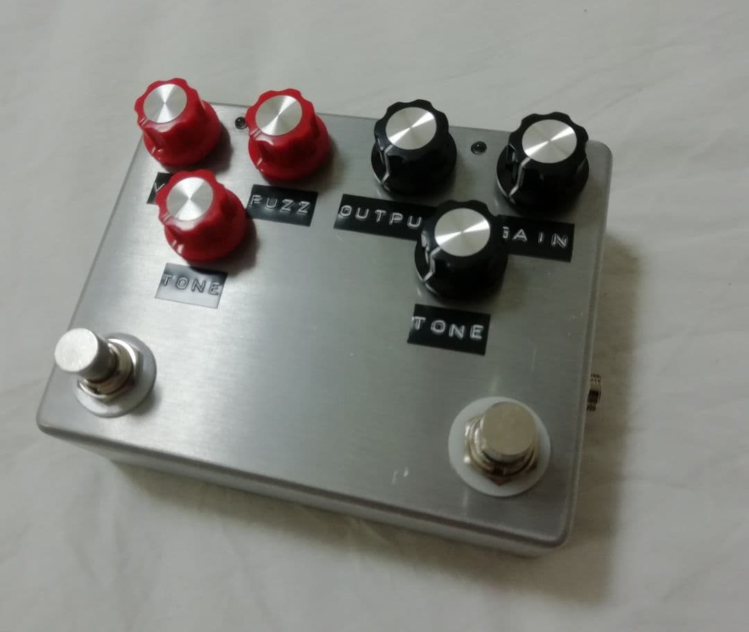 エフェクター製作引き受けます