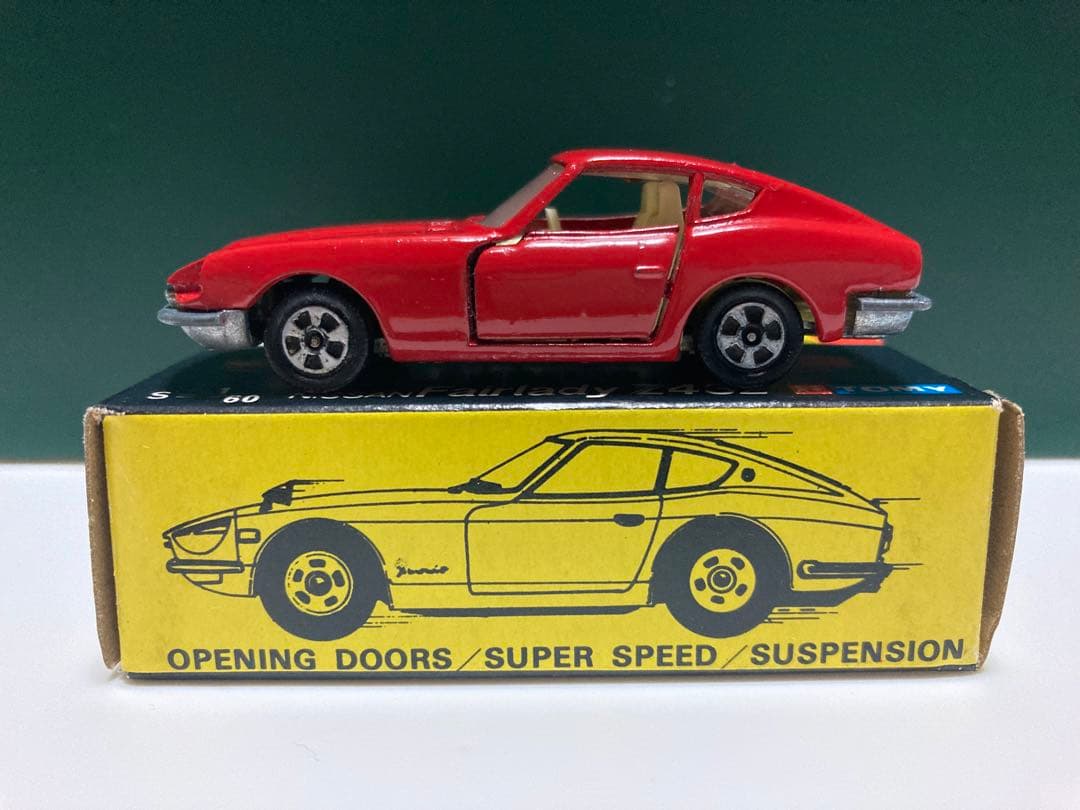 トミカ　No.6 黒箱　日本製　ニッサン　フェアレディZ432 赤　1Aホイール