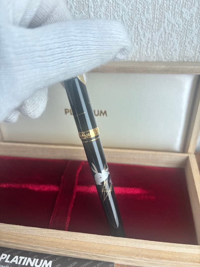 PLATINUM ツキトウサギ プラチナ　万年筆　金沢箔　ペン先18K