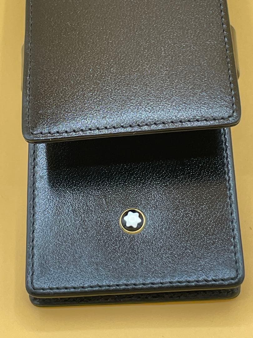 モンブラン MONTBLANC　3本差しレザーペンケース（ブラック）