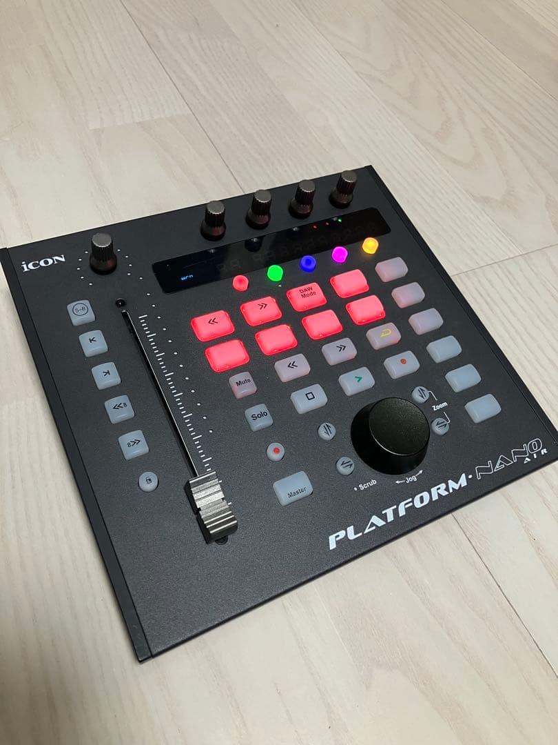 iCON PLATFORM NANO AIR コントローラー