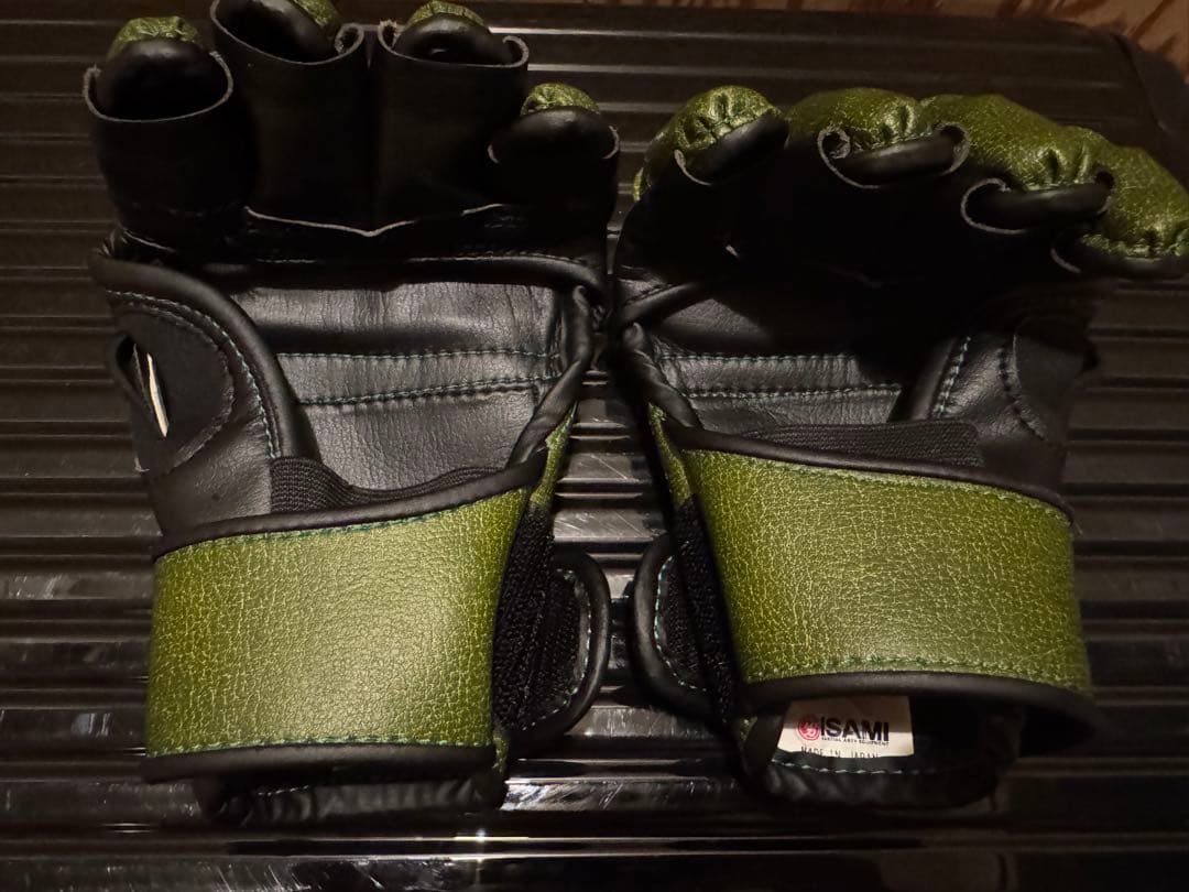 RIZIN オープンフィンガーグローブ サイン入り値下げ中