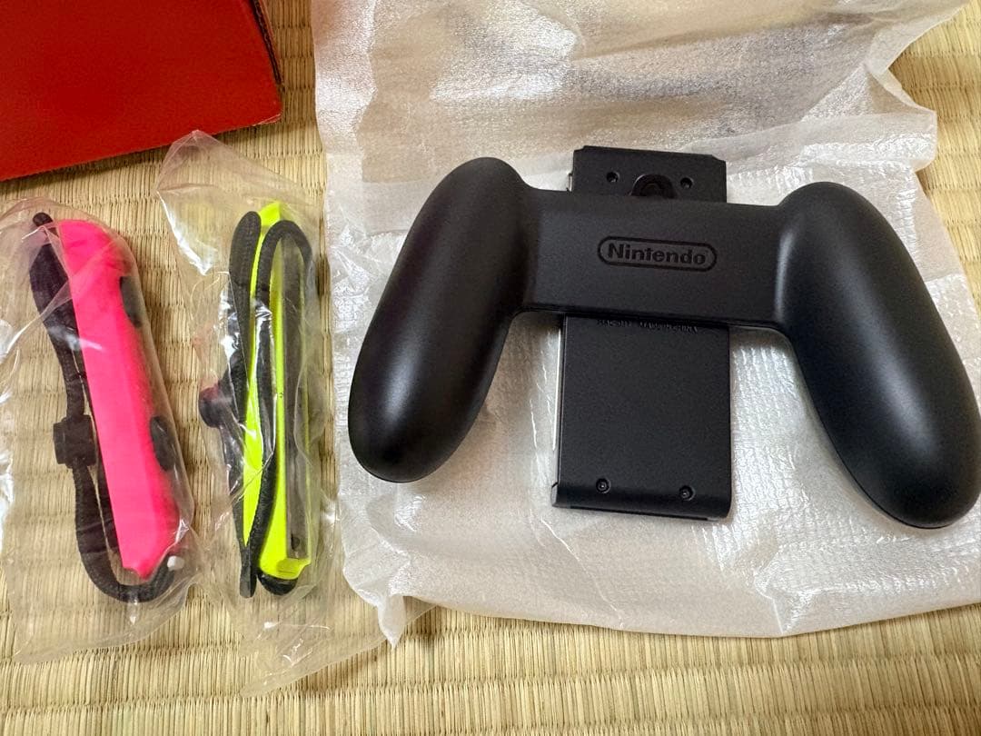 オ*ミ様 中古品Switch 本体　Nintendo Switch