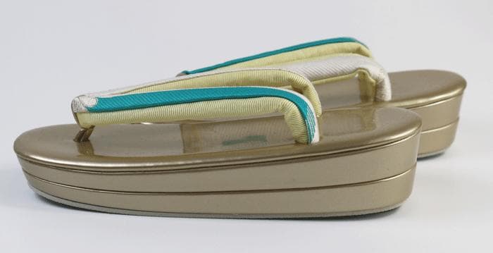 kon(๑╹ω╹๑ )kon　振袖用ゾーリバッグ　帯地　かかと高振袖　新品