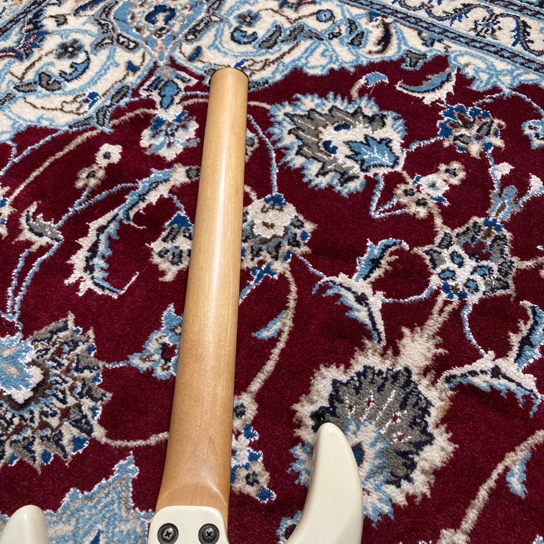 逸品　Spirit By Steinberger GU-Deluxe ホワイト