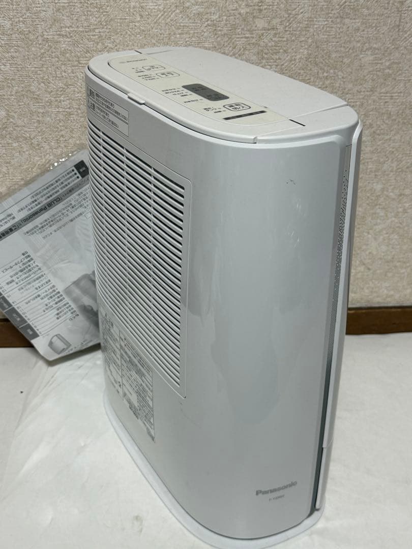 2018年製 Panasonic 除湿機 F-YZR60 ホワイト
