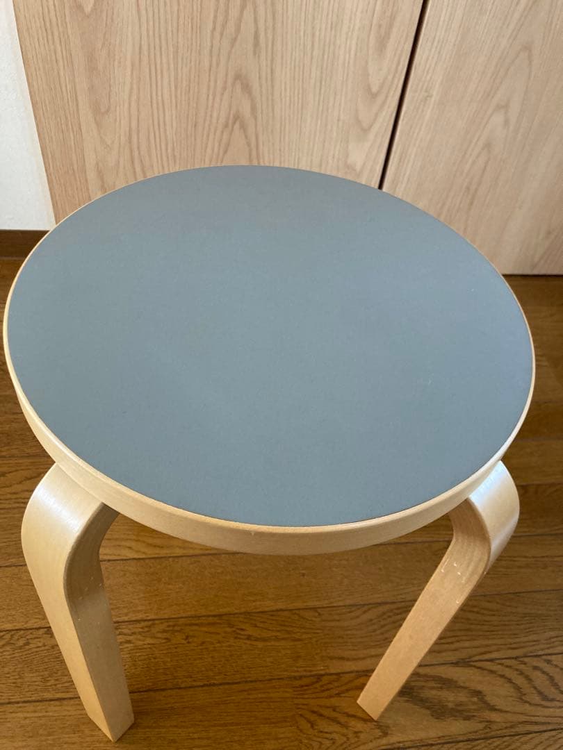 アルテックスツールリノリウムアッシュ４本脚