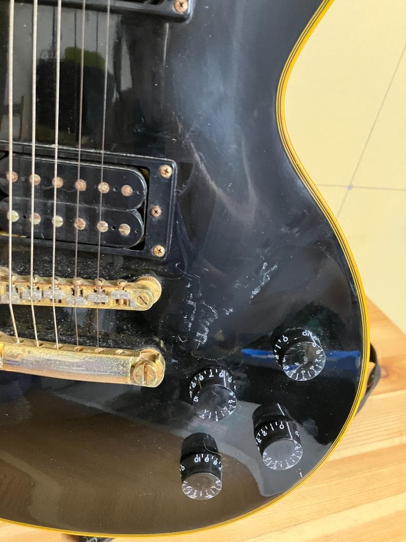 Epiphone レスポールスタイル エレキギター #200