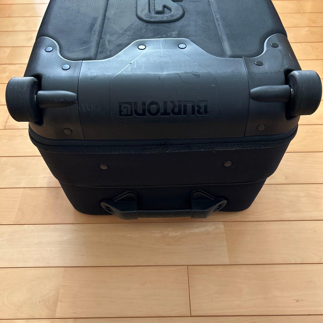 BURTON ブラック 大型キャリーケース２輪
