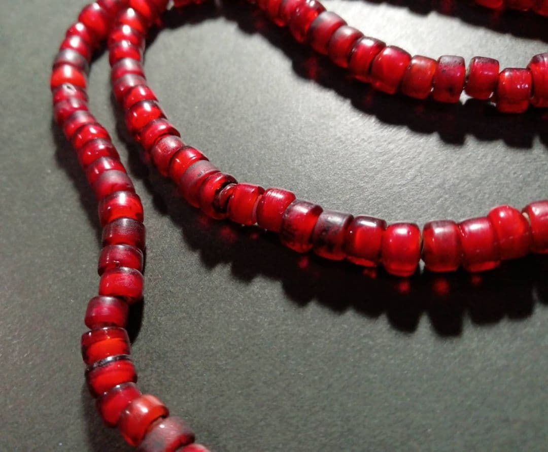 希少　アンティークビーズ　ホワイトハーツ　トレードビーズ　ヴェネチアンビーズ