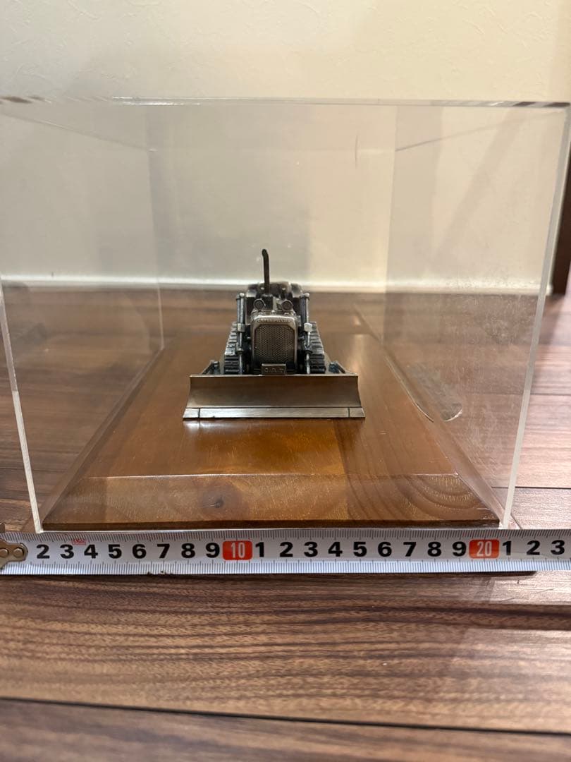 美品　CAT D4D モデル 1/50 スケール
