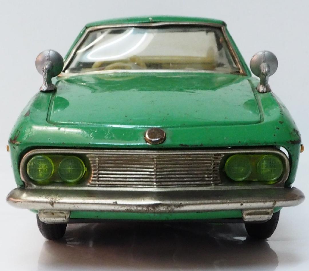 イチコー【初代 日産シルビア黄緑 フリクション無 改造有】ブリキ製ミニカー 箱無