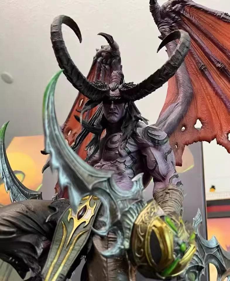 Illidan Stormrage フィギュア