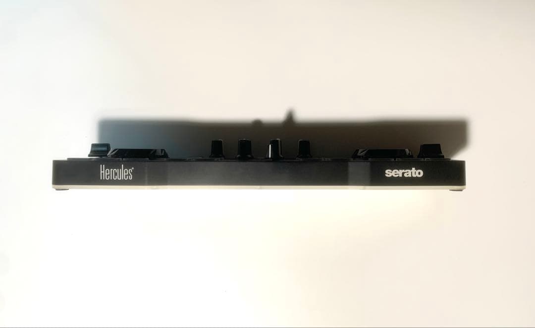 DJ機材 DJCONTROL STARLIGHT Hercules serato DJ