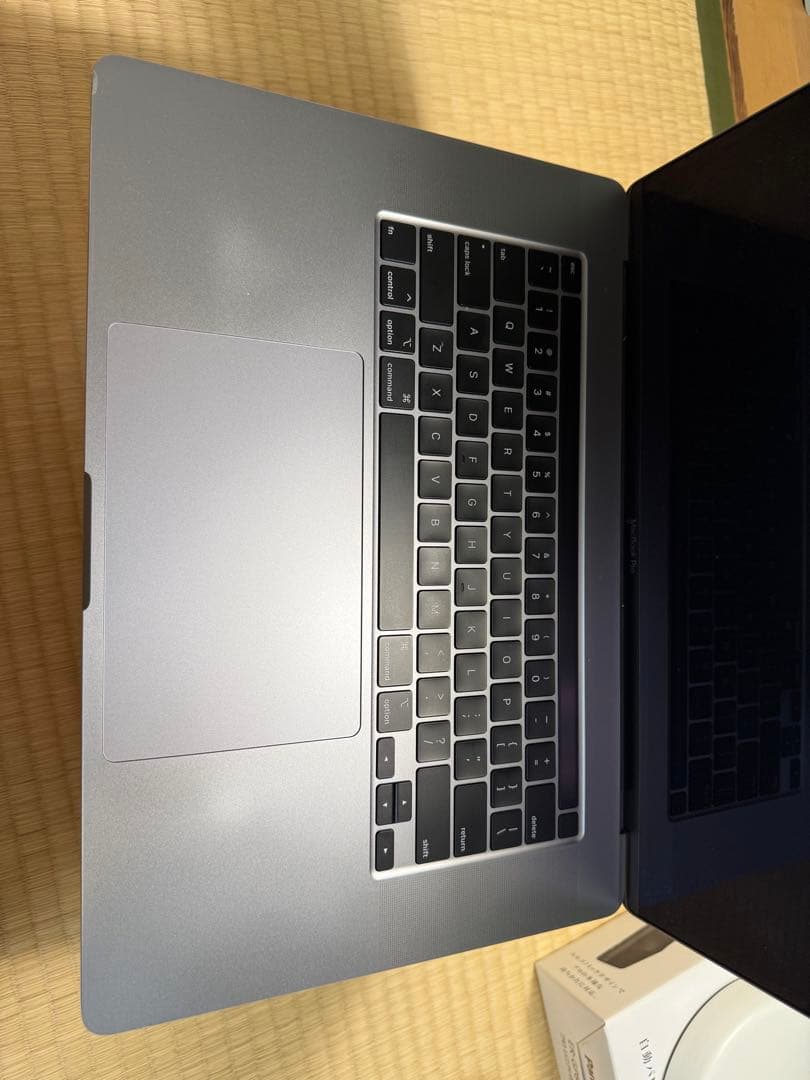 MacBook Pro 16インチ Core i7 16GB SSD512GB