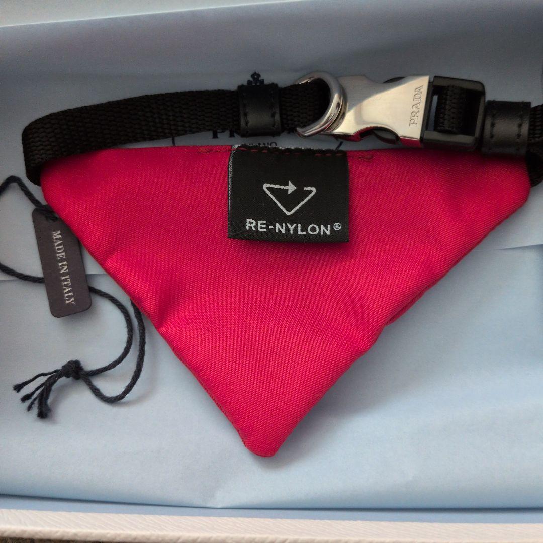 人気！希少！プラダ　ナイロン製　犬用　首輪　赤