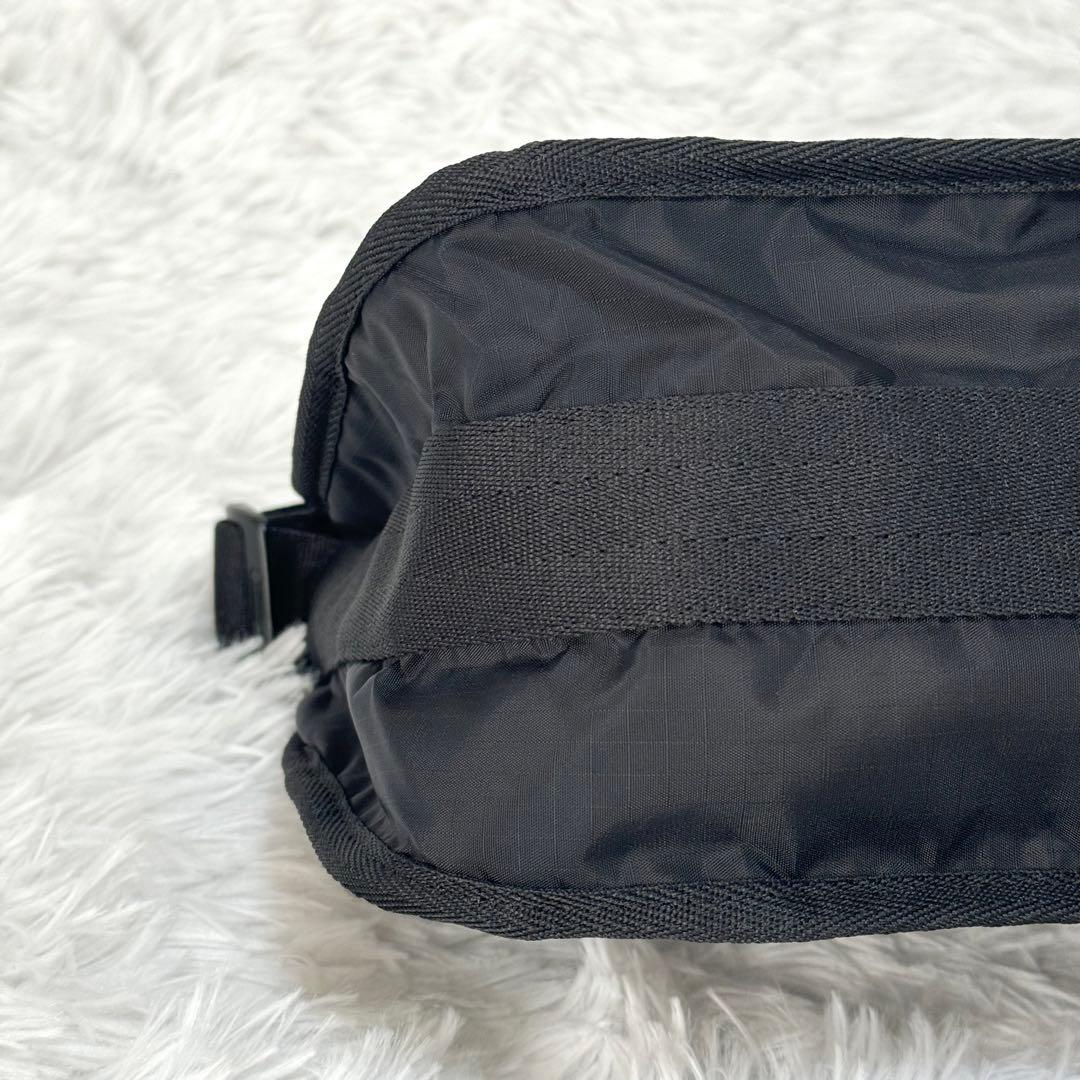 新品未使用 LeSportsac CLASSIC HOBO リサイクルドブラック