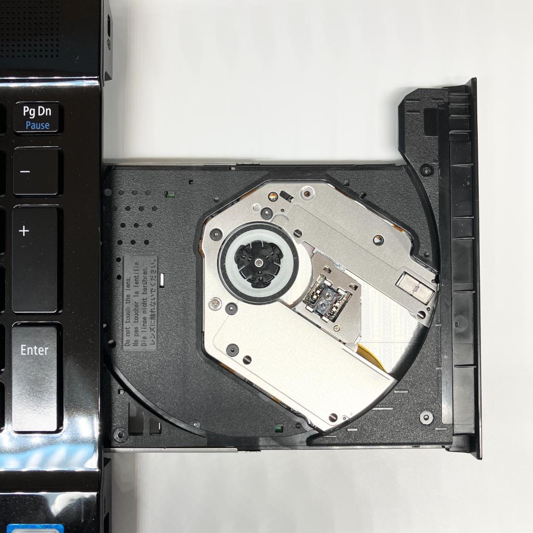 ★極上美品★ブルーレイ SSD 最新Windows 多機能ノートパソコン 充電◎