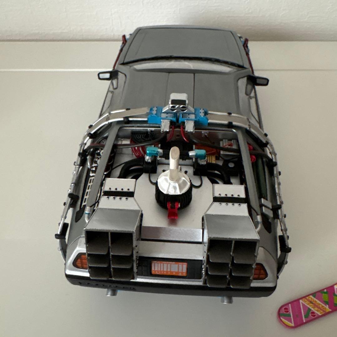 デロリアン　フィギュア　金属製　即発送