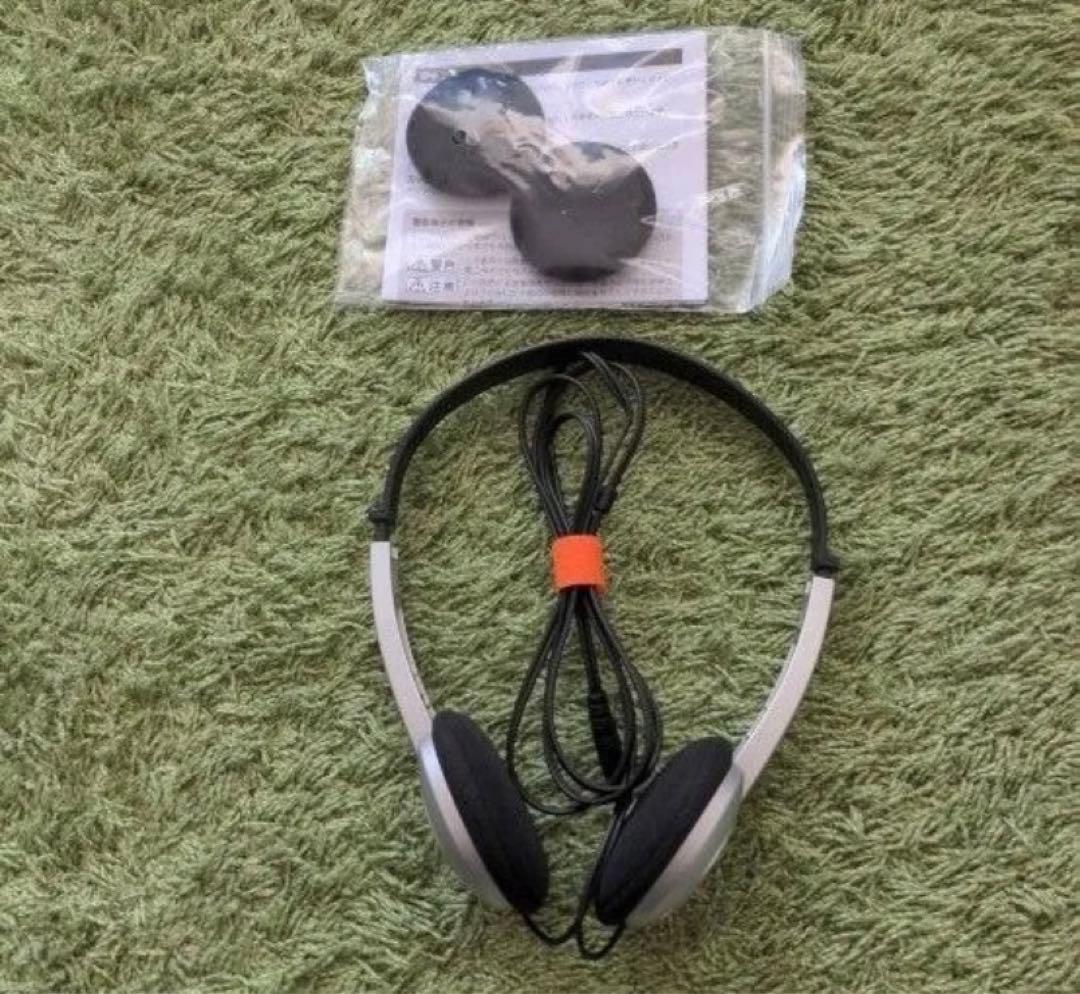 MGA ポータブルＣＤプレーヤー&ヘッドホン