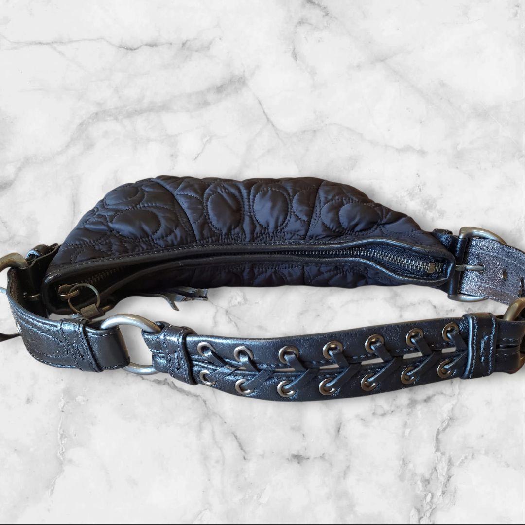 COACH キルティング ブラックショルダーバッグ