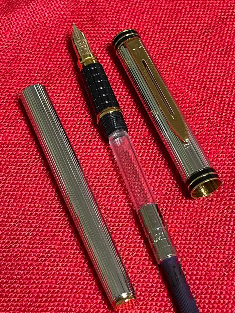 変更Waterman エグゼクティブ　I deal 万年筆 .ボールペン　銀張り