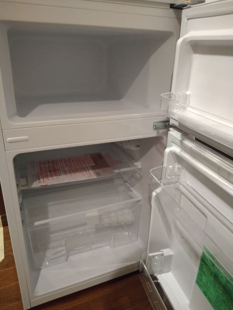 2022冷蔵庫ヤマダ電機 87㍑ 取説保証書有 付属品完備 梱包発送たメル便