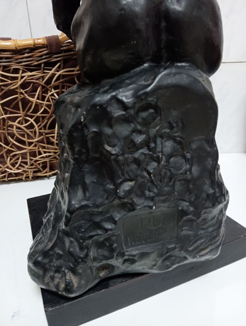 オーギュスト・ロダン稀少高さ４０センチ「考える人」モチーフ木彫美術彫刻飾り置物