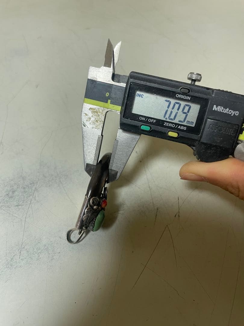 熊の爪ペンダントトップ　925刻印あり①