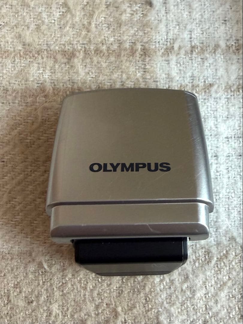 OLYMPUS PEN E-pl8 ブラウン40-150mmレンズ