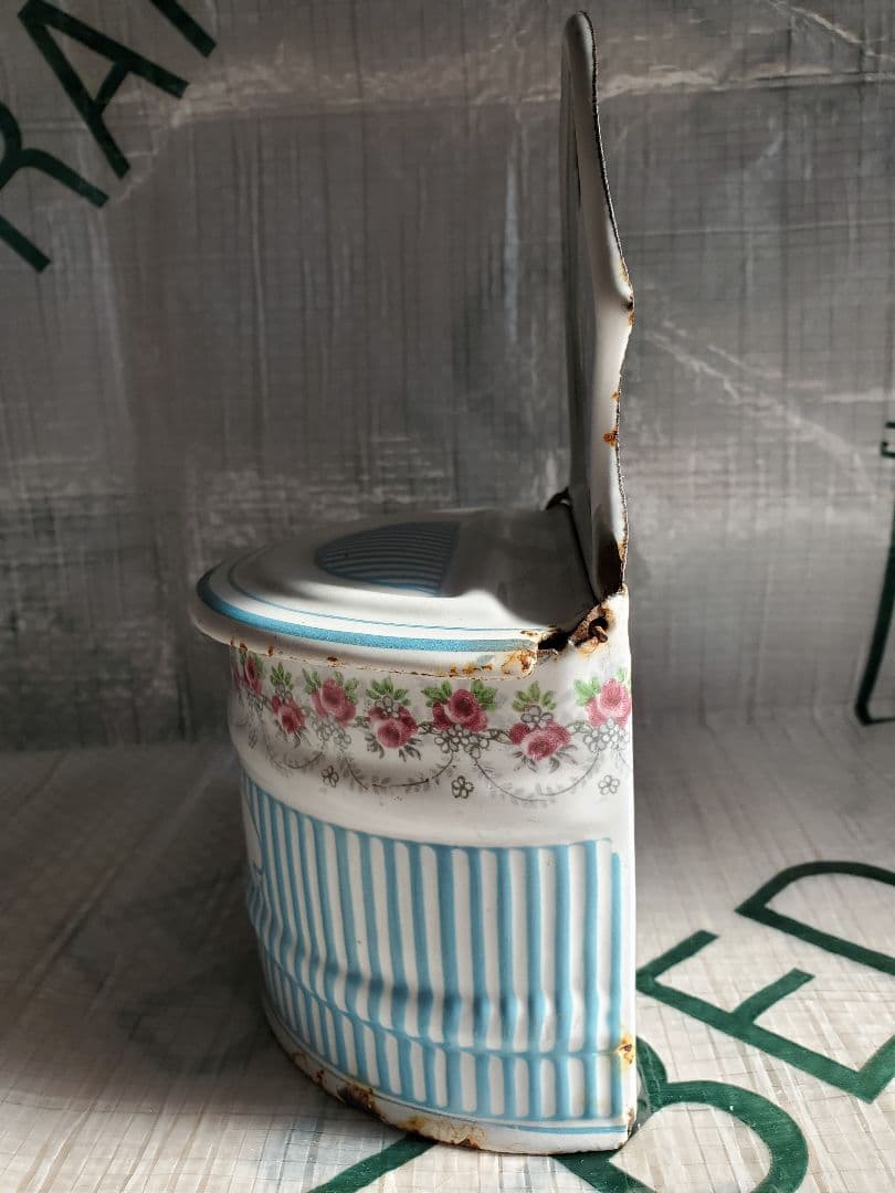 フランス　アンティーク　ホーロー　塩入れ　BB社　ローズガーランド