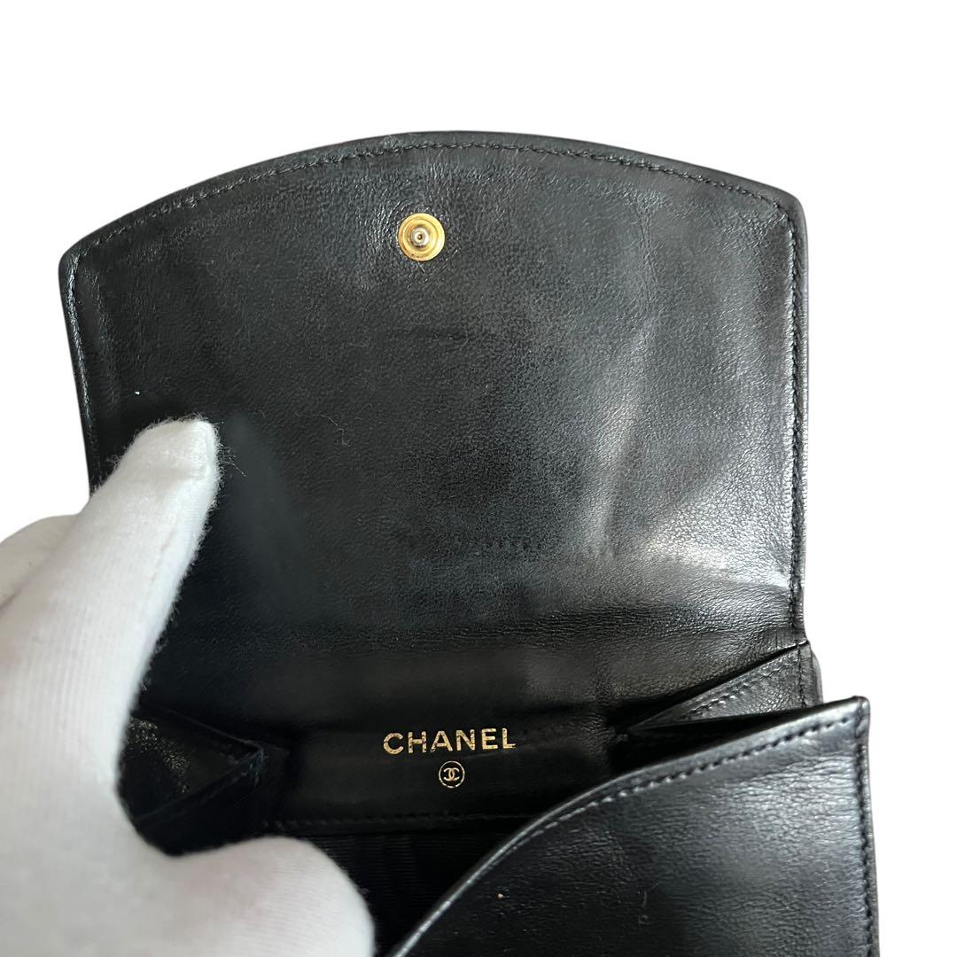 最終値下げCHANEL デカココマーク レザー 二つ折りブラック