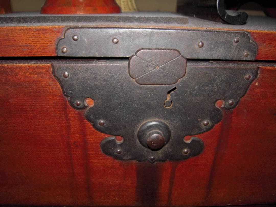 古い和箪笥　年代不明　欅　桐