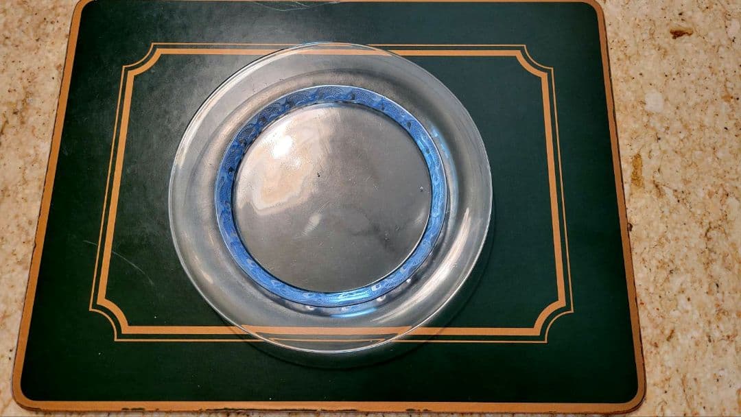 ルネ、ラリックのお皿