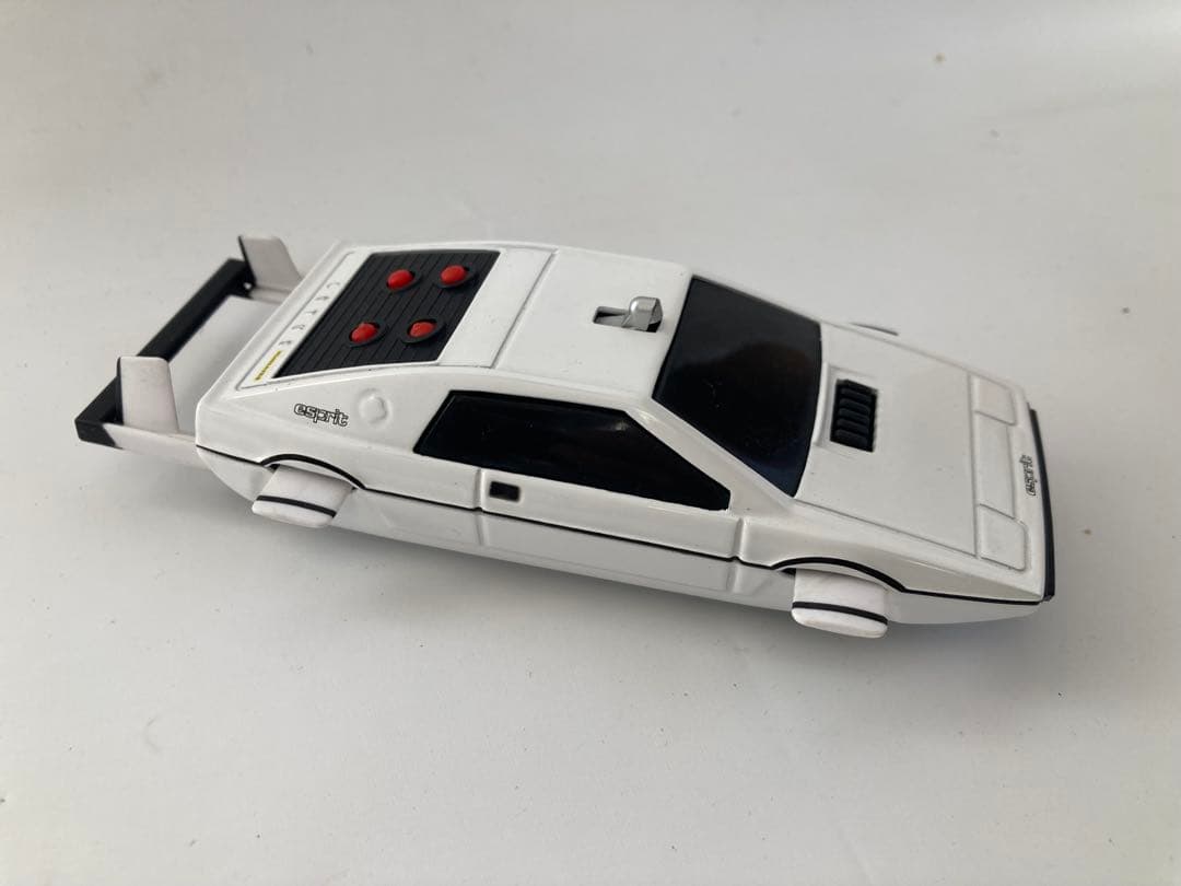 Corgi 007シリーズ ボンドカー 5種ビーグルセット！