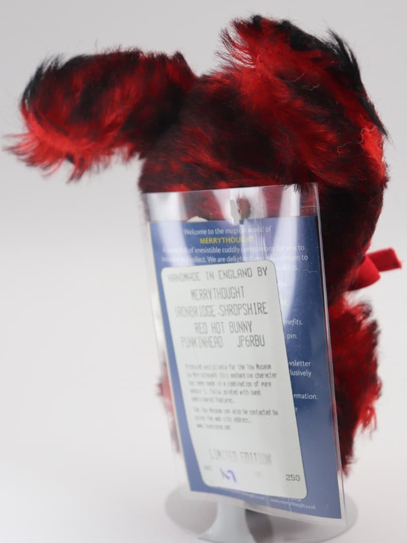 RED HOT BUNNY PUNKINHEADトイ・ミュージアム限定品