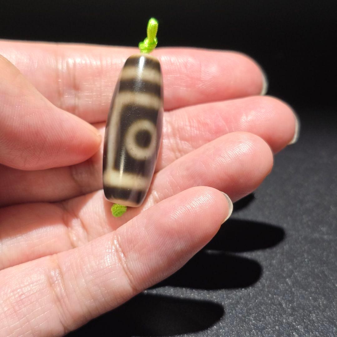 8 老礦天珠　二眼天珠　天珠　天然石　風水　御守　占い　ブレスレット　ネックレス