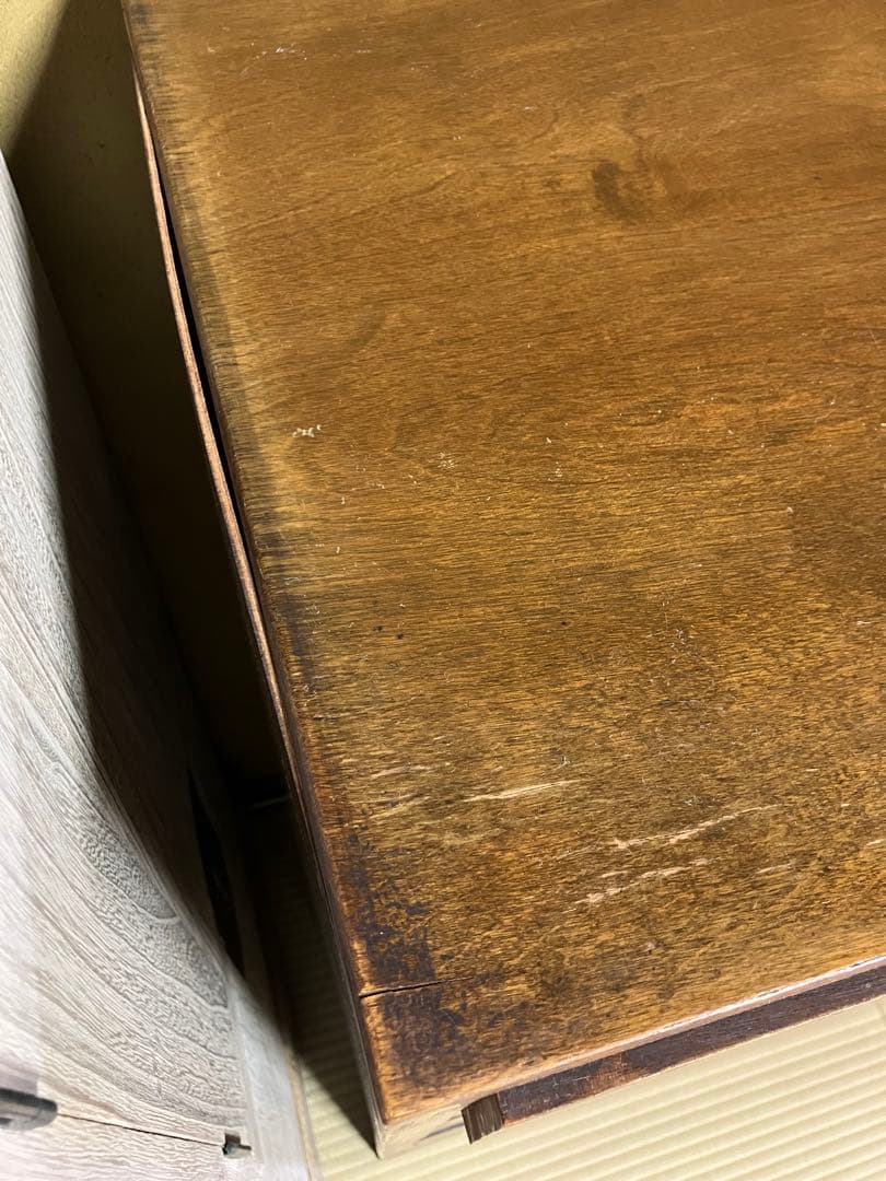 昭和レトロな木製タンス