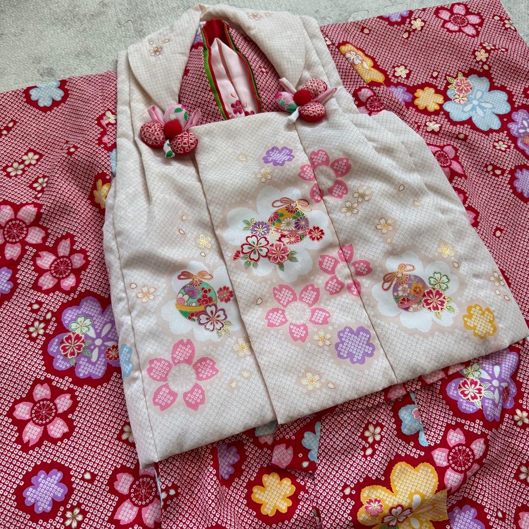 七五三 花ひめ　赤とピンク花柄　三歳　着物　箱付きです