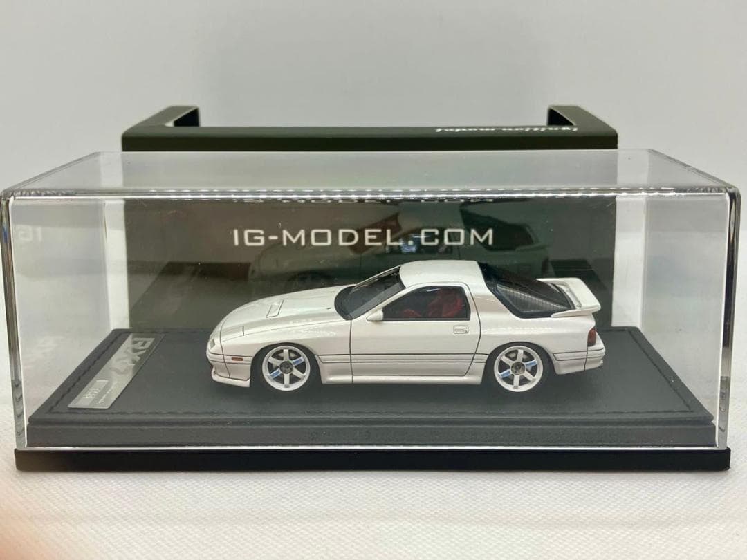 ★マツダ サバンナ RX-7★FC3S★ホワイト★イグニッションモデル★1/43